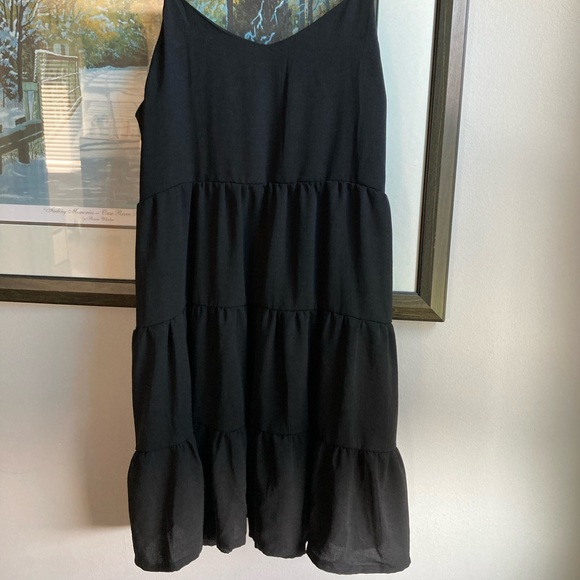 NWOT! Miholl flowy tiered mini dress - Picture 3 of 11